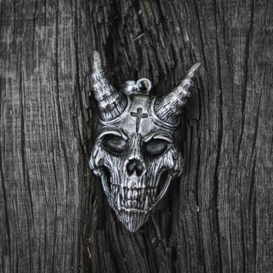 Devil Cross