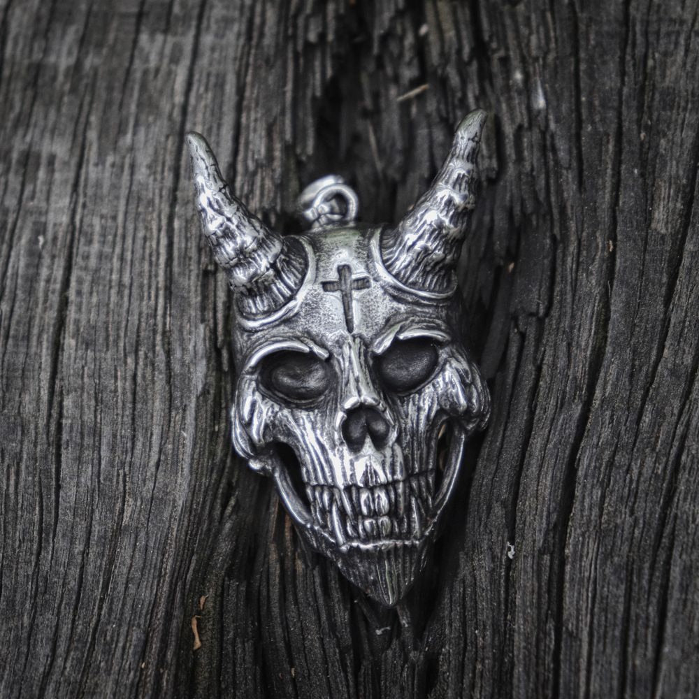 Devil Cross
